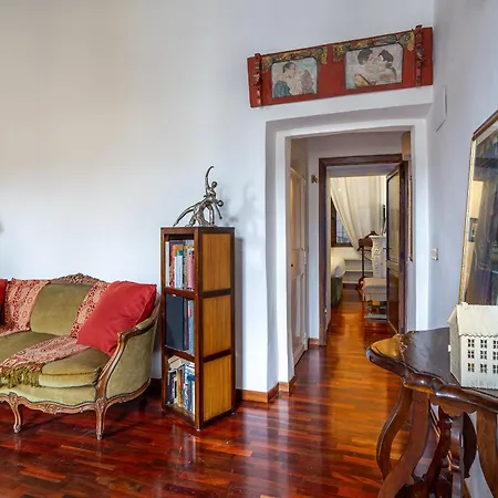 Iflat A Vintage Gem Near Piazza Navona *