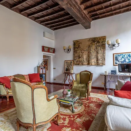 Apartment Iflat A Vintage Gem Near Piazza Navona