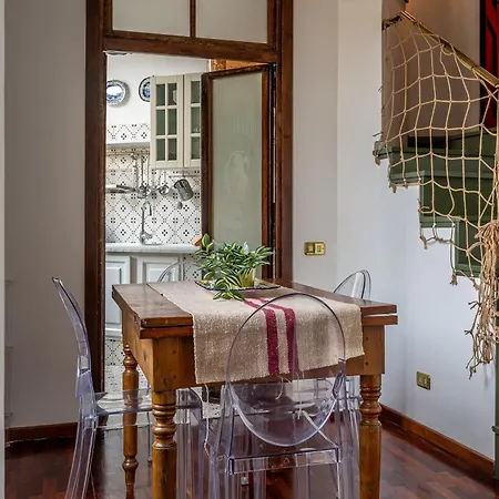 Apartment Iflat A Vintage Gem Near Piazza Navona