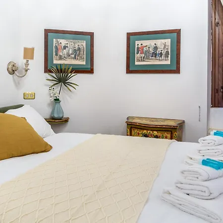 Apartment Iflat A Vintage Gem Near Piazza Navona