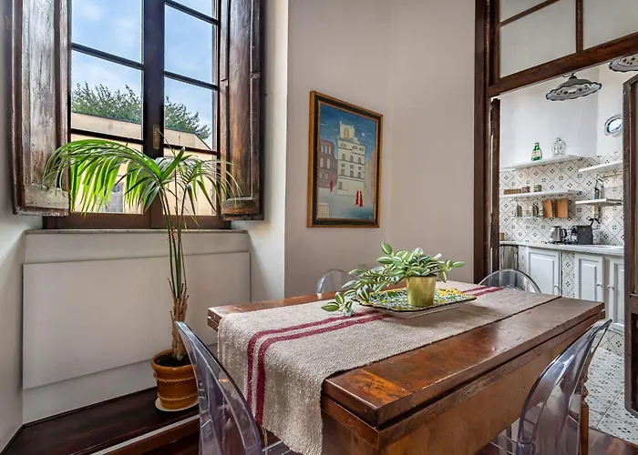 Iflat A Vintage Gem Near Piazza Navona *